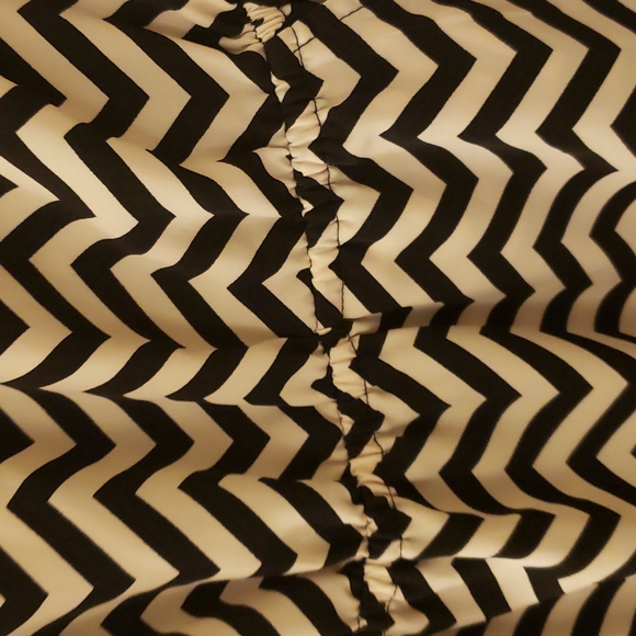 Dress - Picture 7 of 7